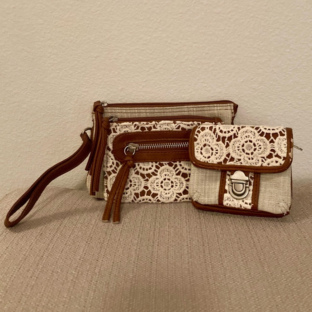 Mudd Wristlet & Wallet Set